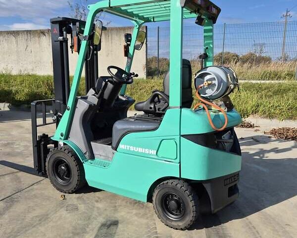 Зеленый Мицубиси FGE, объемом двигателя 2 л и пробегом 5 тыс. км за 12045 $, фото 1 на Automoto.ua