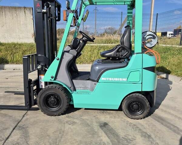 Зеленый Мицубиси FGE, объемом двигателя 2 л и пробегом 5 тыс. км за 12045 $, фото 2 на Automoto.ua