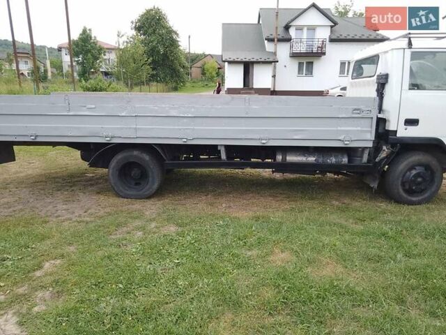 Белый Мицубиси Fuso Canter, объемом двигателя 3.3 л и пробегом 500 тыс. км за 4750 $, фото 7 на Automoto.ua