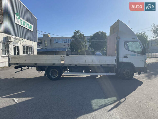 Белый Мицубиси Fuso Canter, объемом двигателя 3 л и пробегом 570 тыс. км за 12500 $, фото 2 на Automoto.ua