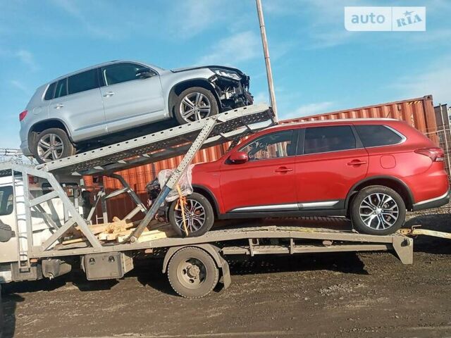 Белый Мицубиси Fuso Canter, объемом двигателя 3 л и пробегом 80 тыс. км за 27000 $, фото 6 на Automoto.ua