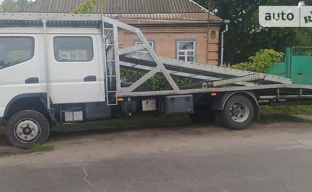 Белый Мицубиси Fuso Canter, объемом двигателя 3 л и пробегом 80 тыс. км за 27000 $, фото 1 на Automoto.ua