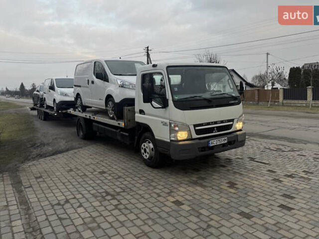 Белый Мицубиси Fuso Canter, объемом двигателя 3 л и пробегом 300 тыс. км за 14000 $, фото 4 на Automoto.ua