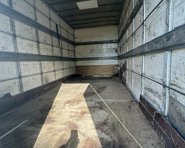Белый Мицубиси Fuso Canter, объемом двигателя 3 л и пробегом 400 тыс. км за 3000 $, фото 3 на Automoto.ua