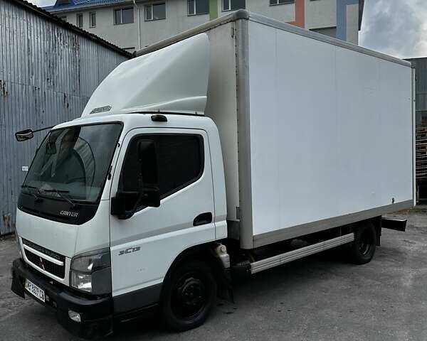 Белый Мицубиси Fuso Canter, объемом двигателя 3 л и пробегом 408 тыс. км за 7700 $, фото 3 на Automoto.ua