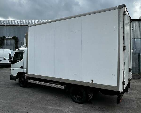 Белый Мицубиси Fuso Canter, объемом двигателя 3 л и пробегом 408 тыс. км за 7700 $, фото 2 на Automoto.ua