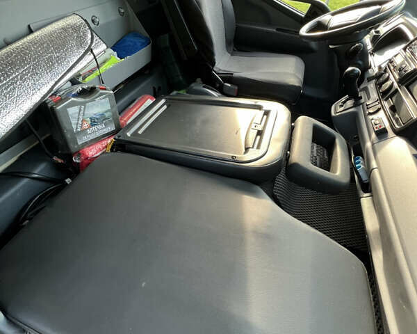 Білий Міцубісі Fuso Canter, об'ємом двигуна 3 л та пробігом 297 тис. км за 26500 $, фото 13 на Automoto.ua