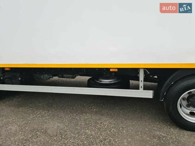 Белый Мицубиси Fuso Canter, объемом двигателя 30 л и пробегом 121 тыс. км за 41025 $, фото 14 на Automoto.ua