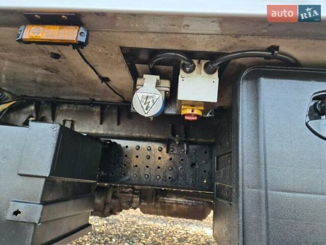 Белый Мицубиси Fuso Canter, объемом двигателя 3 л и пробегом 410 тыс. км за 17900 $, фото 9 на Automoto.ua