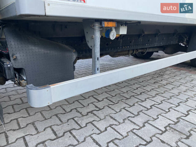 Білий Міцубісі Fuso Canter, об'ємом двигуна 3 л та пробігом 377 тис. км за 14700 $, фото 9 на Automoto.ua