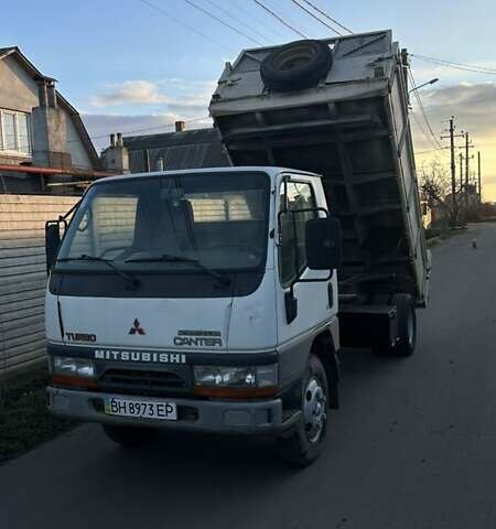 Белый Мицубиси Fuso Canter, объемом двигателя 2.84 л и пробегом 370 тыс. км за 8800 $, фото 3 на Automoto.ua