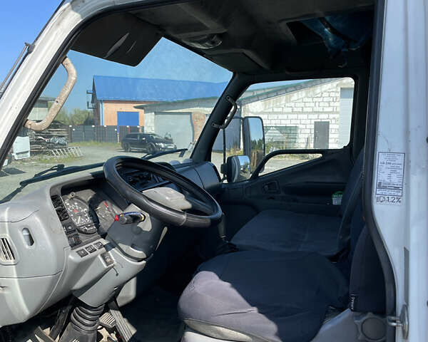 Белый Мицубиси Fuso Canter, объемом двигателя 3.91 л и пробегом 10 тыс. км за 9000 $, фото 5 на Automoto.ua