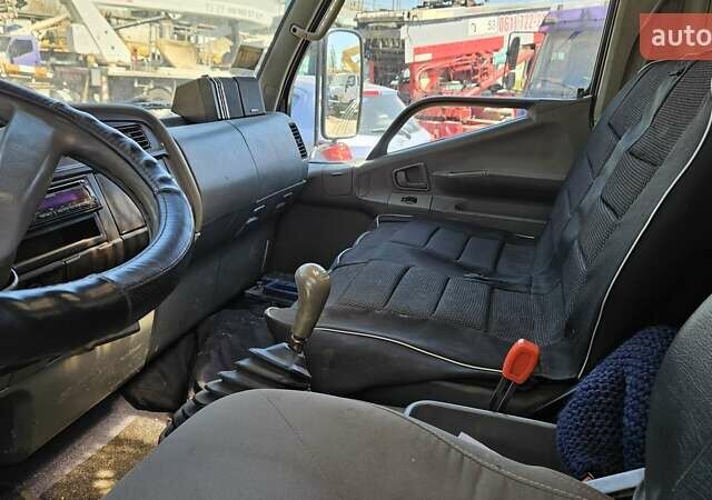 Білий Міцубісі Fuso Canter, об'ємом двигуна 0 л та пробігом 280 тис. км за 32000 $, фото 4 на Automoto.ua