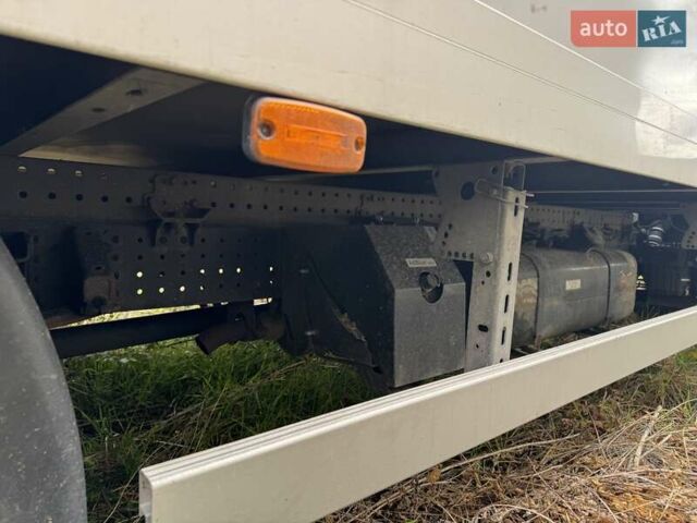 Белый Мицубиси Fuso Canter, объемом двигателя 3 л и пробегом 350 тыс. км за 16500 $, фото 9 на Automoto.ua
