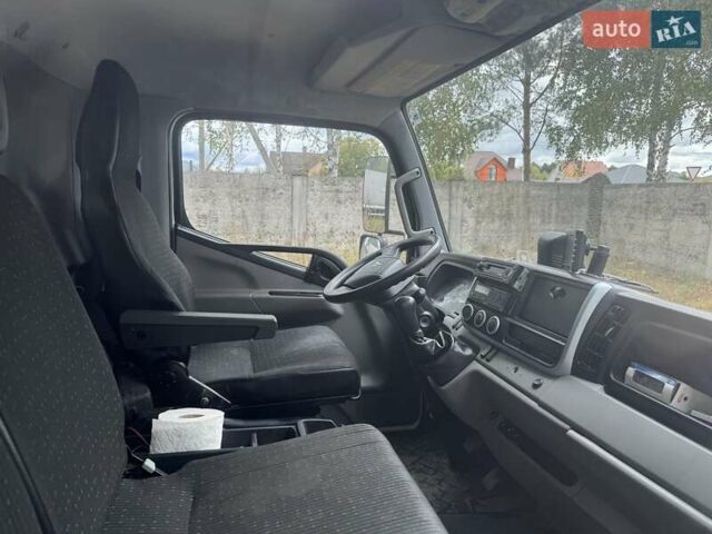 Белый Мицубиси Fuso Canter, объемом двигателя 3 л и пробегом 350 тыс. км за 16500 $, фото 6 на Automoto.ua