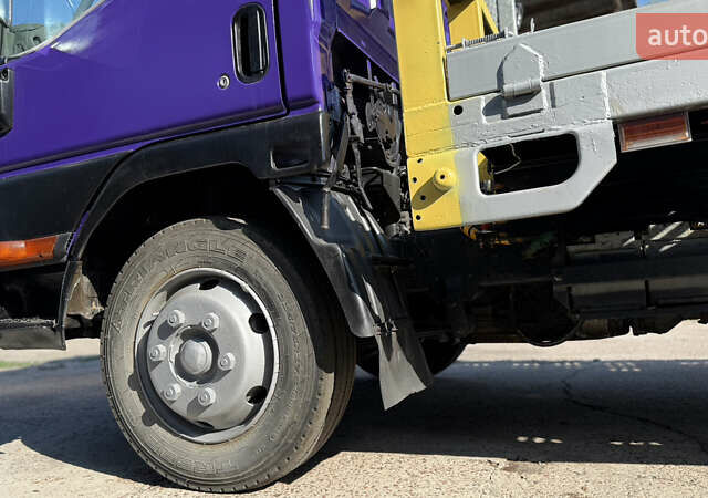 Фиолетовый Мицубиси Fuso Canter, объемом двигателя 3.91 л и пробегом 100 тыс. км за 12300 $, фото 6 на Automoto.ua