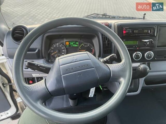 Мицубиси Fuso Canter, объемом двигателя 3 л и пробегом 370 тыс. км за 19900 $, фото 7 на Automoto.ua