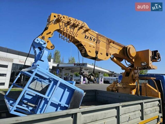Синий Мицубиси Fuso Canter, объемом двигателя 3.91 л и пробегом 180 тыс. км за 48000 $, фото 4 на Automoto.ua