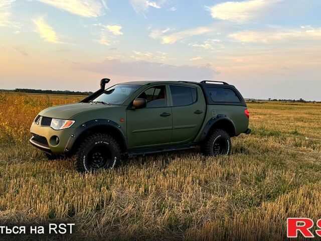 Мицубиси L200, объемом двигателя 25 л и пробегом 0 тыс. км за 20000 $, фото 2 на Automoto.ua