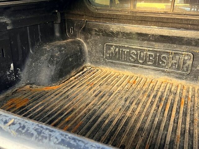 Мицубиси L200, объемом двигателя 2.5 л и пробегом 280 тыс. км за 10999 $, фото 7 на Automoto.ua