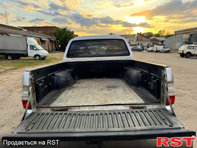 Серый Мицубиси L200, объемом двигателя 2.5 л и пробегом 213 тыс. км за 4800 $, фото 4 на Automoto.ua