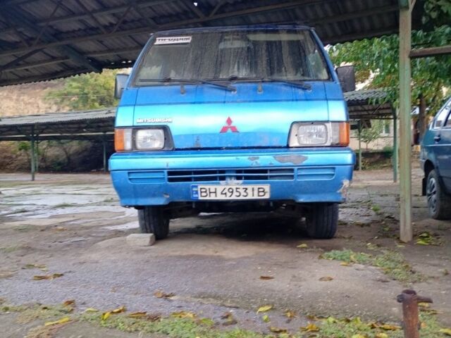 Міцубісі L 300 1988 у Измаиле на Automoto.ua Синій Міцубісі L 300, об'ємом двигуна 2.5 л та пробігом 350 тис. км за 2653 $, фото 2 на Automoto.ua