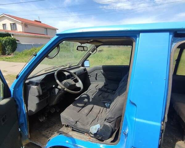 Синій Міцубісі L 300, об'ємом двигуна 2.5 л та пробігом 450 тис. км за 1900 $, фото 8 на Automoto.ua
