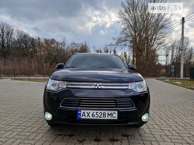 Чорний Міцубісі Outlander PHEV, об'ємом двигуна 2 л та пробігом 248 тис. км за 17700 $, фото 1 на Automoto.ua