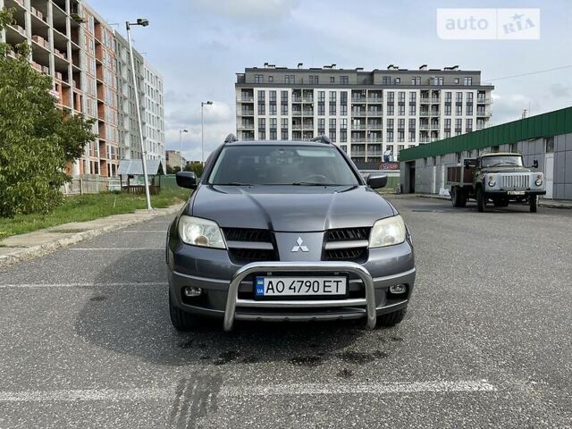 Сірий Міцубісі Outlander PHEV, об'ємом двигуна 2.4 л та пробігом 244 тис. км за 7800 $, фото 6 на Automoto.ua