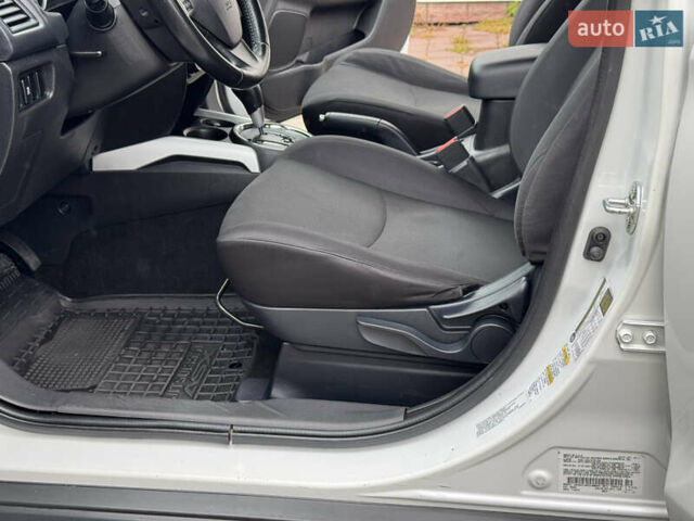 Белый Мицубиси Outlander Sport, объемом двигателя 2 л и пробегом 160 тыс. км за 10800 $, фото 18 на Automoto.ua