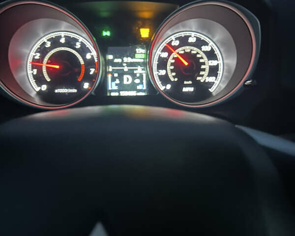 Белый Мицубиси Outlander Sport, объемом двигателя 2 л и пробегом 255 тыс. км за 12000 $, фото 31 на Automoto.ua