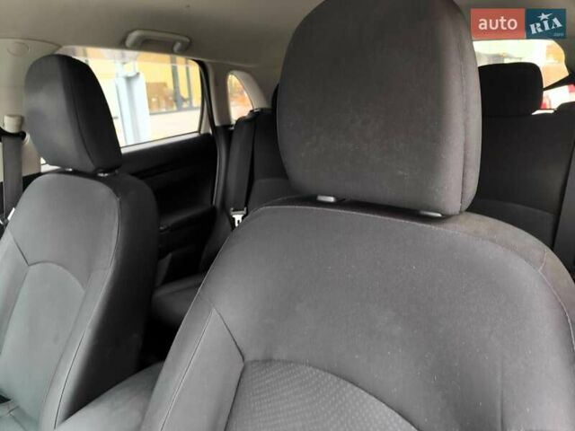 Белый Мицубиси Outlander Sport, объемом двигателя 2.4 л и пробегом 207 тыс. км за 9990 $, фото 52 на Automoto.ua