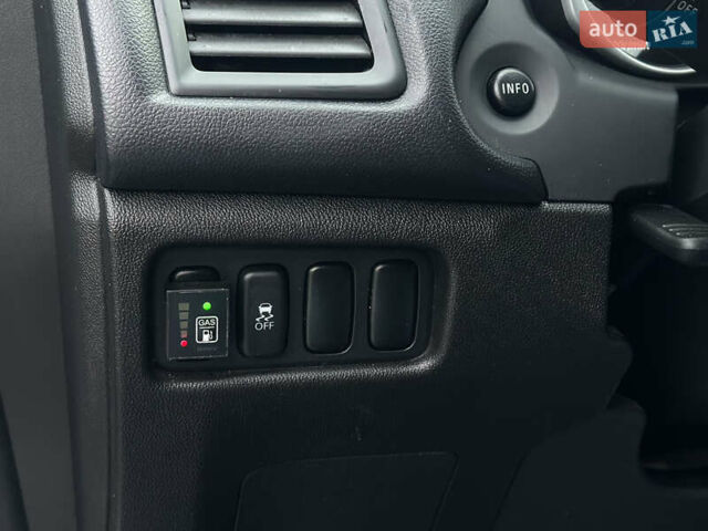 Белый Мицубиси Outlander Sport, объемом двигателя 2 л и пробегом 257 тыс. км за 10800 $, фото 26 на Automoto.ua