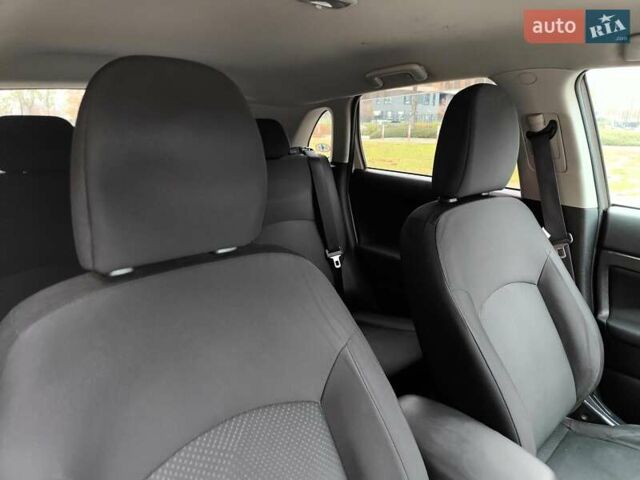Белый Мицубиси Outlander Sport, объемом двигателя 2.4 л и пробегом 207 тыс. км за 9990 $, фото 41 на Automoto.ua