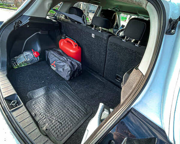 Белый Мицубиси Outlander Sport, объемом двигателя 2.4 л и пробегом 270 тыс. км за 14399 $, фото 20 на Automoto.ua