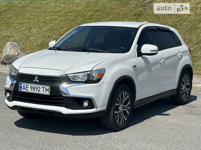 Білий Міцубісі Outlander Sport, об'ємом двигуна 2 л та пробігом 174 тис. км за 14000 $, фото 1 на Automoto.ua