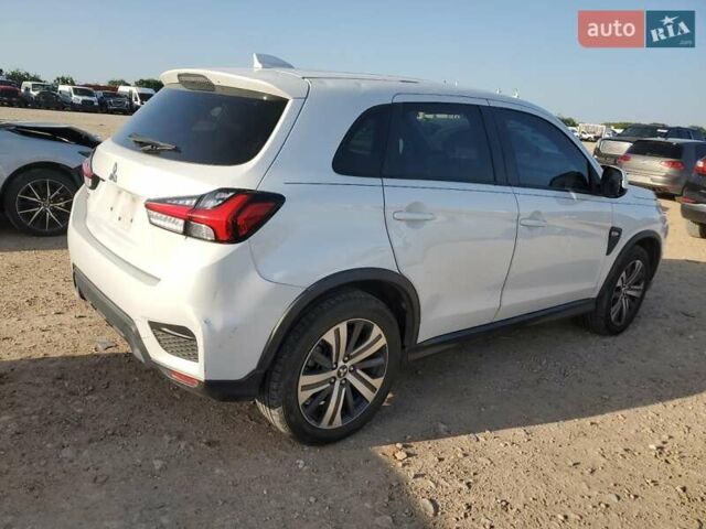 Белый Мицубиси Outlander Sport, объемом двигателя 0 л и пробегом 95 тыс. км за 3000 $, фото 2 на Automoto.ua