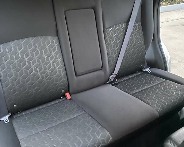 Белый Мицубиси Outlander Sport, объемом двигателя 2.4 л и пробегом 59 тыс. км за 19000 $, фото 20 на Automoto.ua