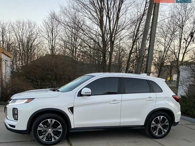 Белый Мицубиси Outlander Sport, объемом двигателя 2.4 л и пробегом 59 тыс. км за 19000 $, фото 10 на Automoto.ua