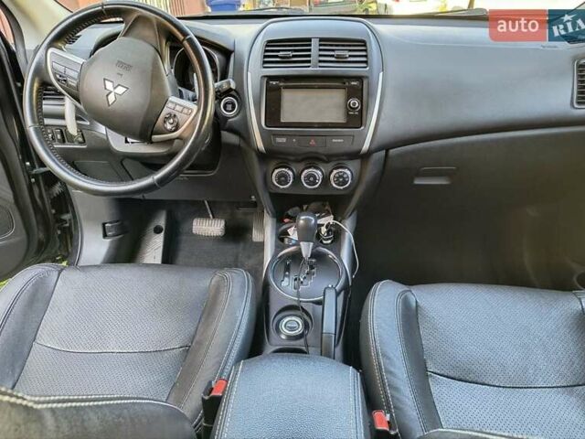 Чорний Міцубісі Outlander Sport, об'ємом двигуна 2 л та пробігом 144 тис. км за 11000 $, фото 5 на Automoto.ua