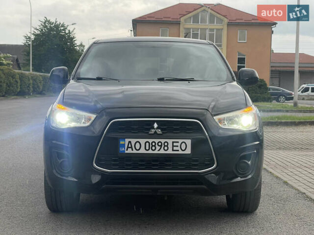 Черный Мицубиси Outlander Sport, объемом двигателя 2 л и пробегом 205 тыс. км за 10750 $, фото 4 на Automoto.ua
