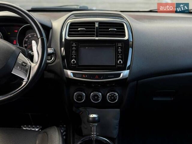 Черный Мицубиси Outlander Sport, объемом двигателя 2.4 л и пробегом 230 тыс. км за 14200 $, фото 39 на Automoto.ua