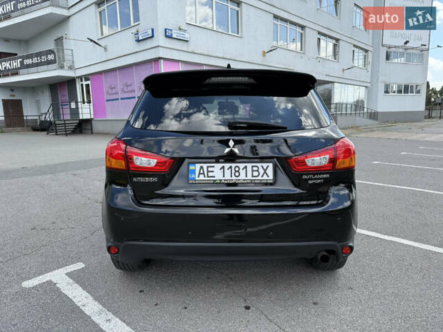 Черный Мицубиси Outlander Sport, объемом двигателя 2 л и пробегом 90 тыс. км за 11900 $, фото 6 на Automoto.ua