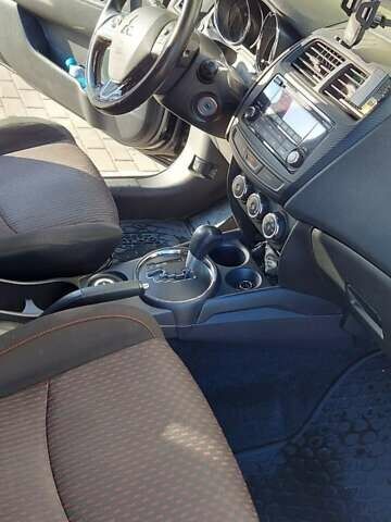 Чорний Міцубісі Outlander Sport, об'ємом двигуна 2 л та пробігом 149 тис. км за 12200 $, фото 4 на Automoto.ua