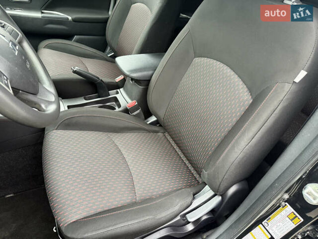 Черный Мицубиси Outlander Sport, объемом двигателя 2 л и пробегом 101 тыс. км за 14300 $, фото 8 на Automoto.ua