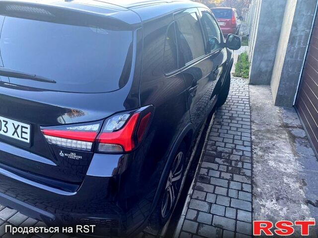 Чорний Міцубісі Outlander Sport, об'ємом двигуна 2 л та пробігом 65 тис. км за 17500 $, фото 1 на Automoto.ua