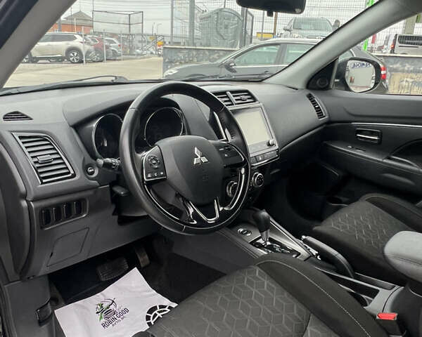 Чорний Міцубісі Outlander Sport, об'ємом двигуна 2.4 л та пробігом 94 тис. км за 16800 $, фото 16 на Automoto.ua