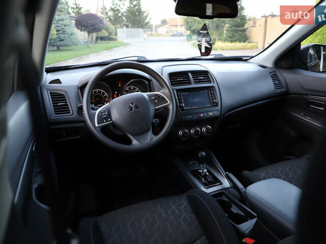 Черный Мицубиси Outlander Sport, объемом двигателя 2 л и пробегом 22 тыс. км за 18500 $, фото 27 на Automoto.ua