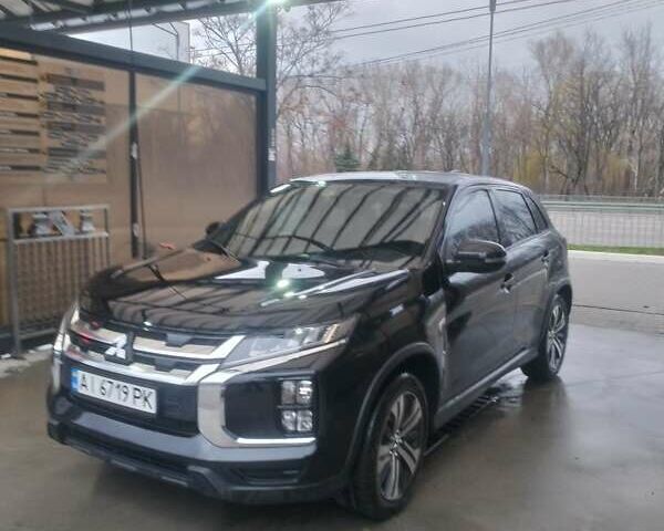 Черный Мицубиси Outlander Sport, объемом двигателя 2 л и пробегом 123 тыс. км за 16000 $, фото 8 на Automoto.ua