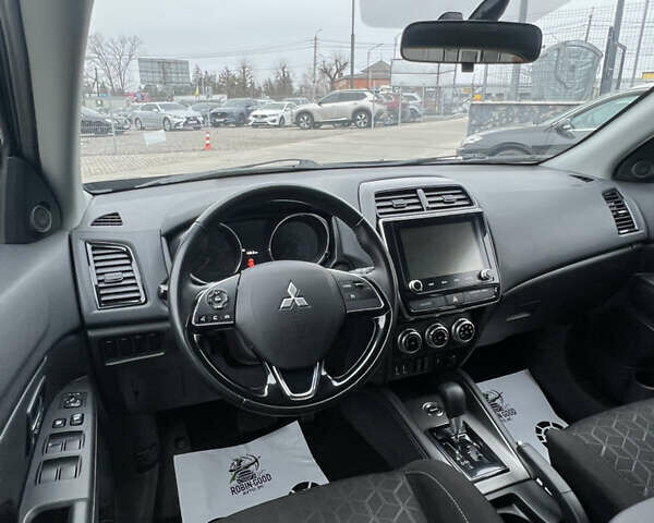 Чорний Міцубісі Outlander Sport, об'ємом двигуна 2.4 л та пробігом 94 тис. км за 16800 $, фото 17 на Automoto.ua